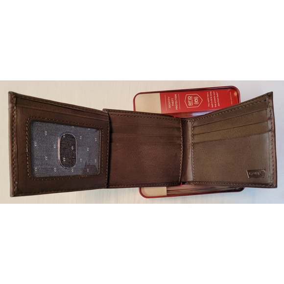 Levi's Mens RFID Traveler Extended Bifold Wallet Brown RFID Protection ID Window - Picture 5 of 8